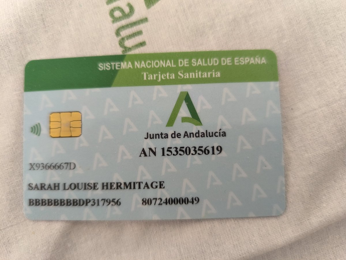 Chomachomp's tweet photo. @sanidadgob can you please register the S1 I presented to your Malaga offices on 3 red February. You are unlawfully denying me Central Salud care. I have been in Carlos Hoya Hospital for five weeks and Torrox Centro Salud has dismissed me from their system leaving me in danger https://t.co/UuVY2EgDzz