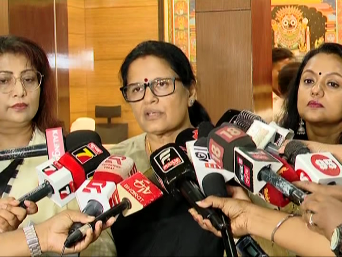 ଓଟିଭି tweet media