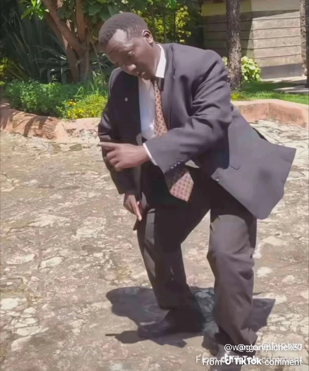 Farhiya ✨ tweet media