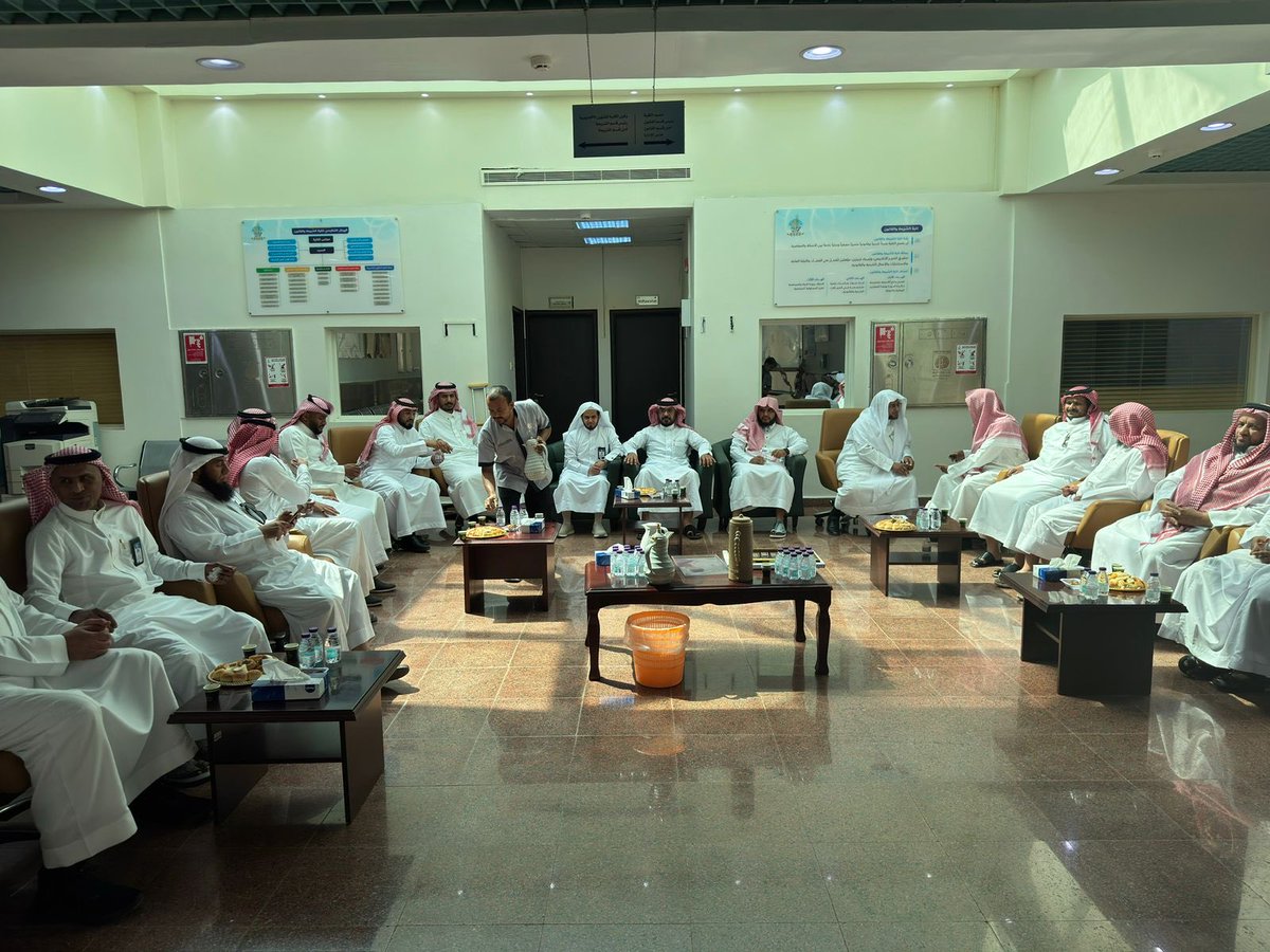 كـلـيـة الــشــريــعـة والــقــانون tweet media