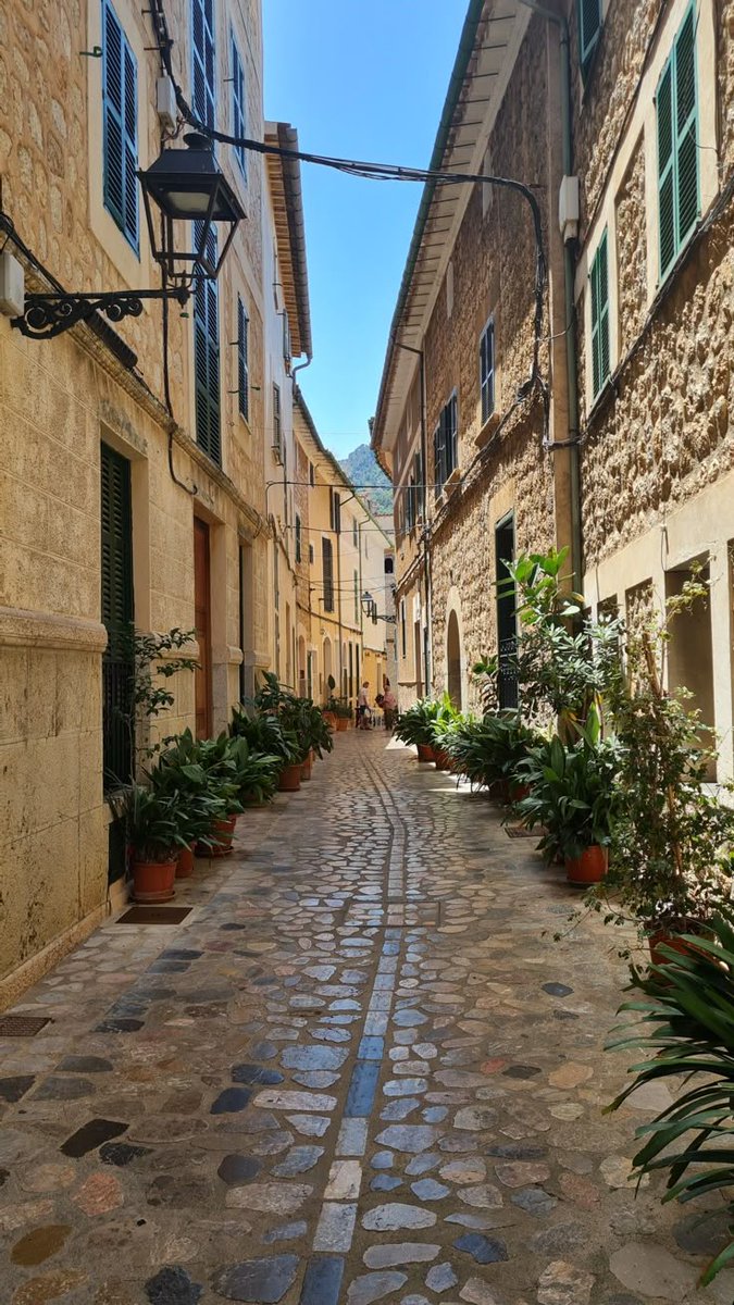 echoesofworld's tweet photo. Mallorca, Spain https://t.co/VTffQJSwD5