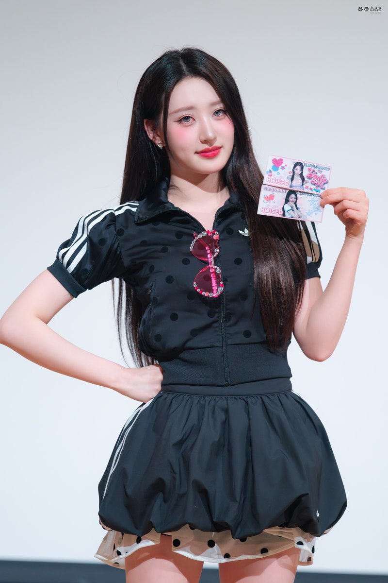 𝐘𝐨𝐮𝐫 𝐌𝐞𝐥𝐨𝐝𝐲 tweet media