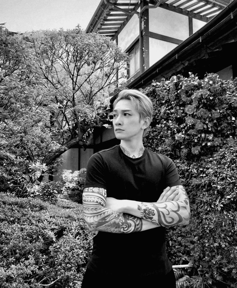 𝑒𝓂 🍓 tweet media