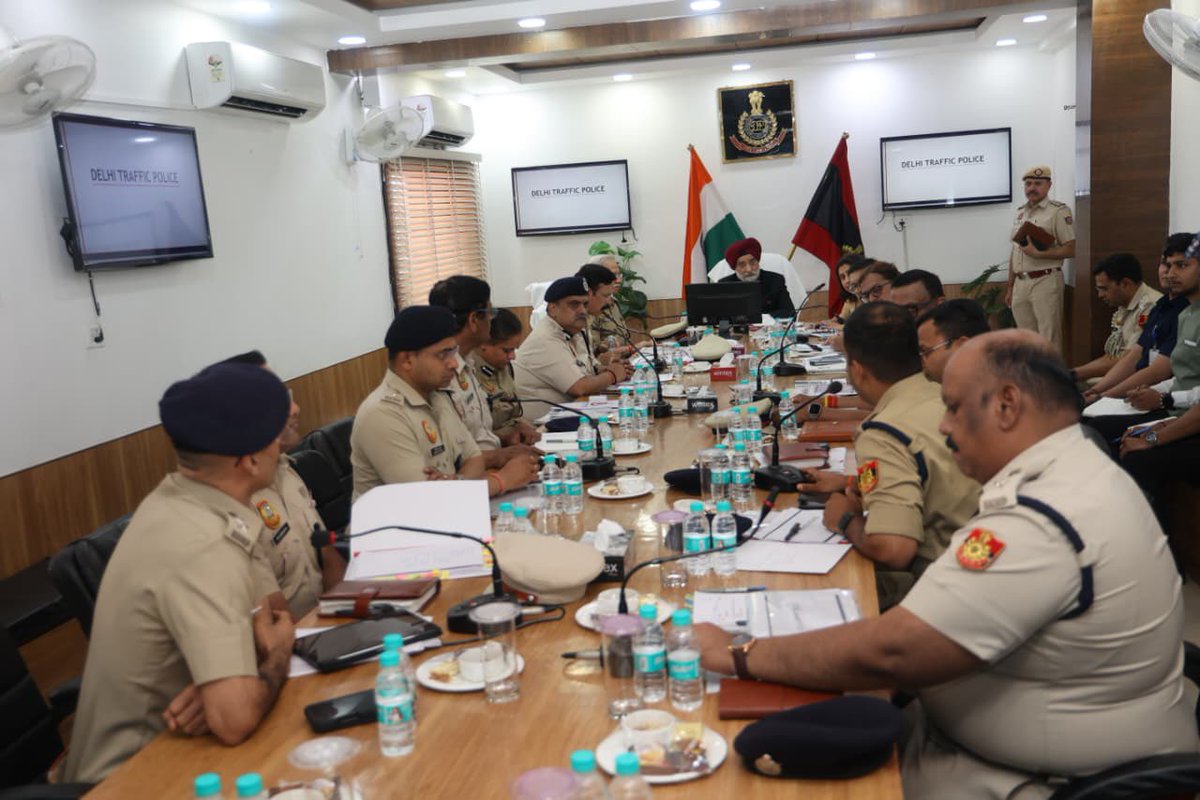 LG Delhi tweet media