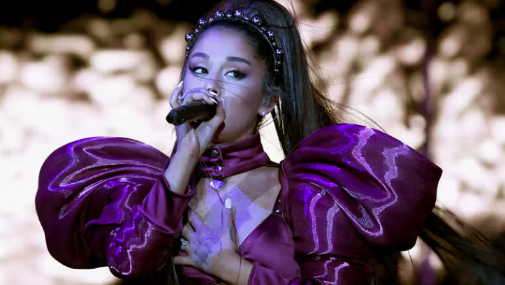 About Music tweet media