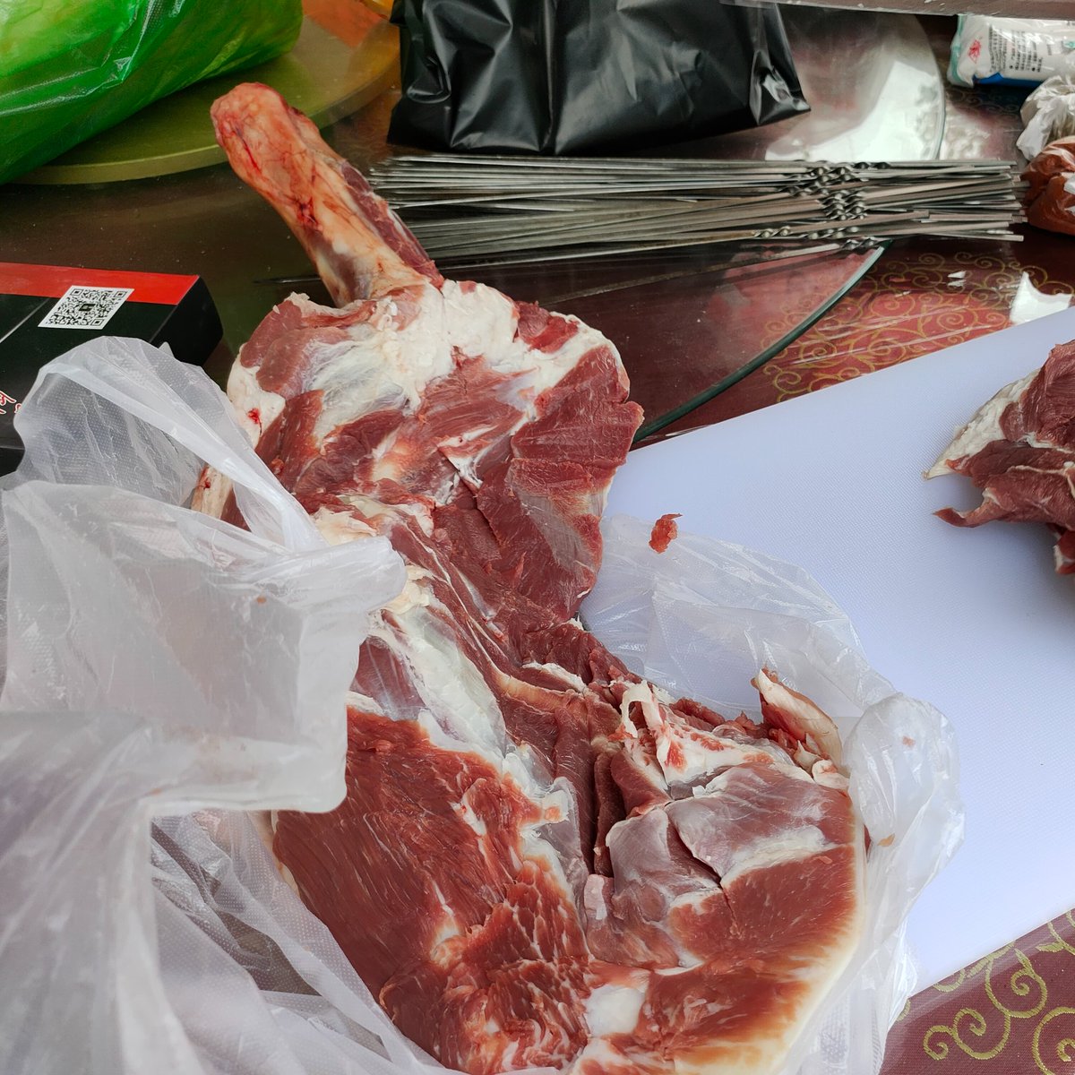 Ali211027 tweet media