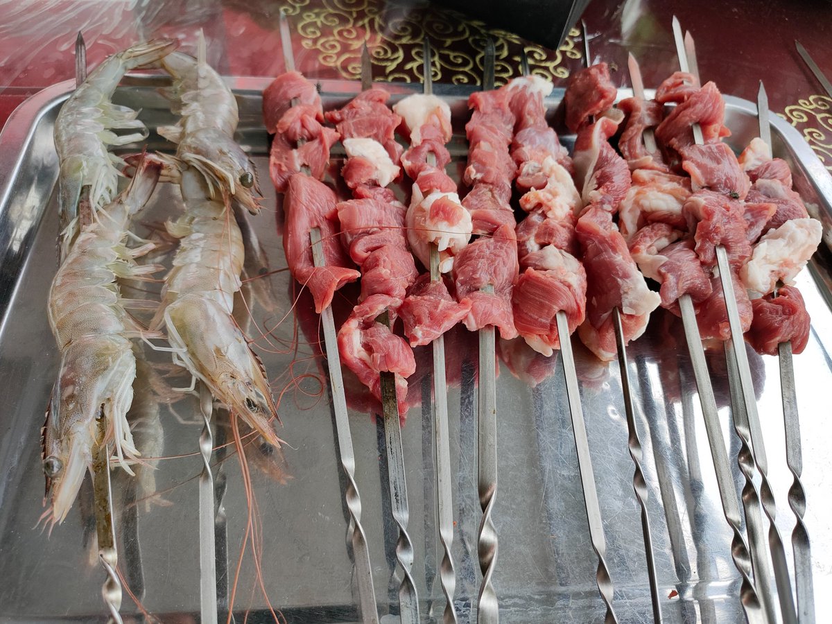 Ali211027 tweet media