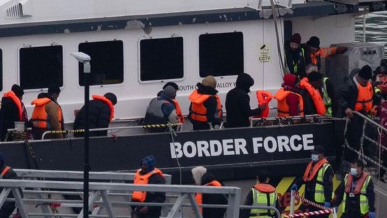 Europe9Focus's tweet image. "Tragic: Two migrants die in latest English Channel crossing attempt.
How many more lives must be lost before we secure our borders and end this deadly smuggling trade?
Time for real action, not virtue-signaling."#ChannelCrossings #MigrantDeaths #SecureBorders