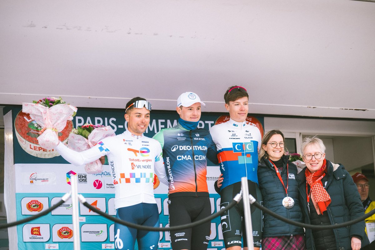 cicprocyclingac's tweet photo. Après un week-end compliqué, l’équipe rebondit 💪

Maxime Vezie 3ème sur Paris-Camembert, notre 1er podium de la saison !

C’est aussi le meilleur début de saison de l’histoire de l’équipe, nous sommes la 1ère équipe Continentale française au classement UCI 🌈

#emergingriders https://t.co/KyHs7GI0wJ