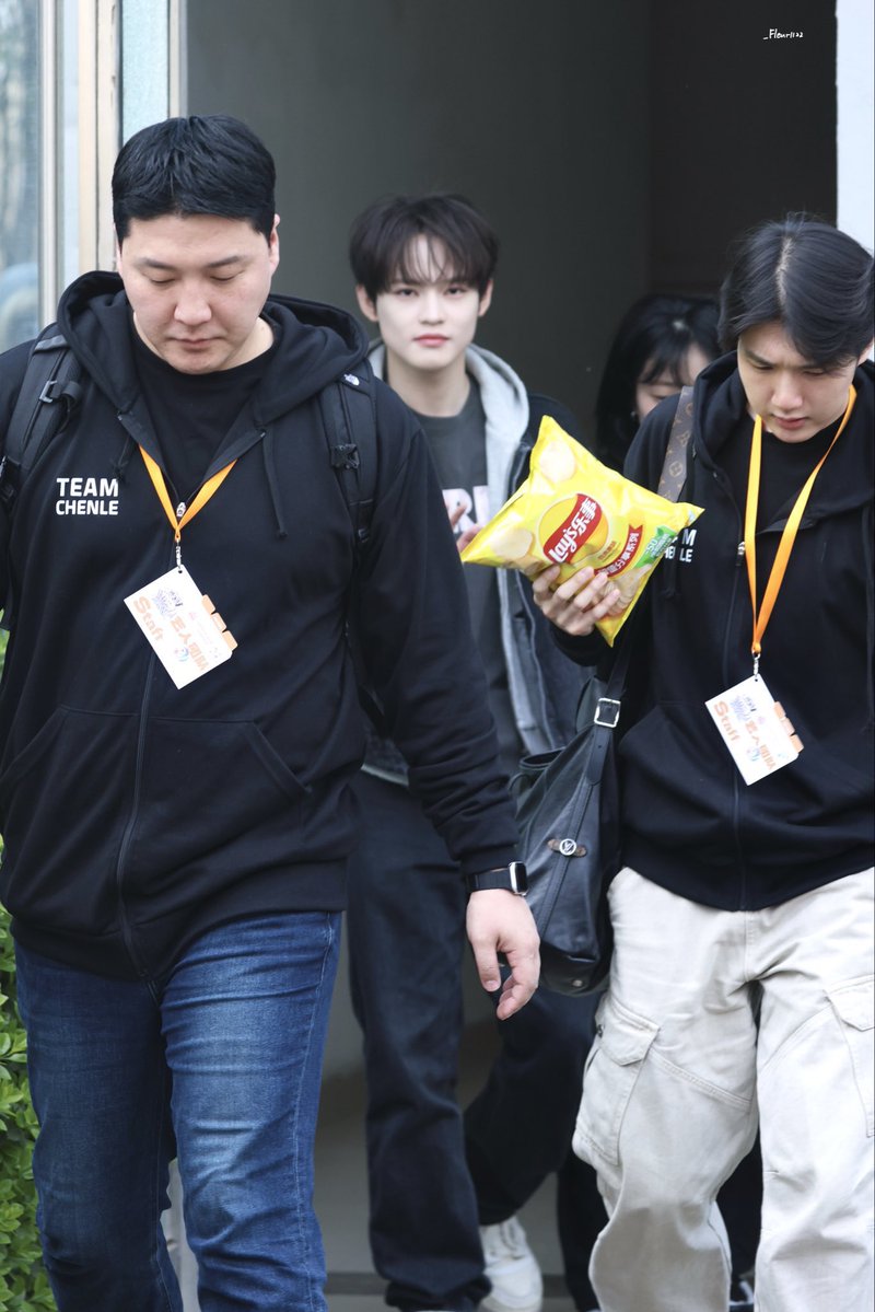 𝐞𝐥𝐢 tweet media