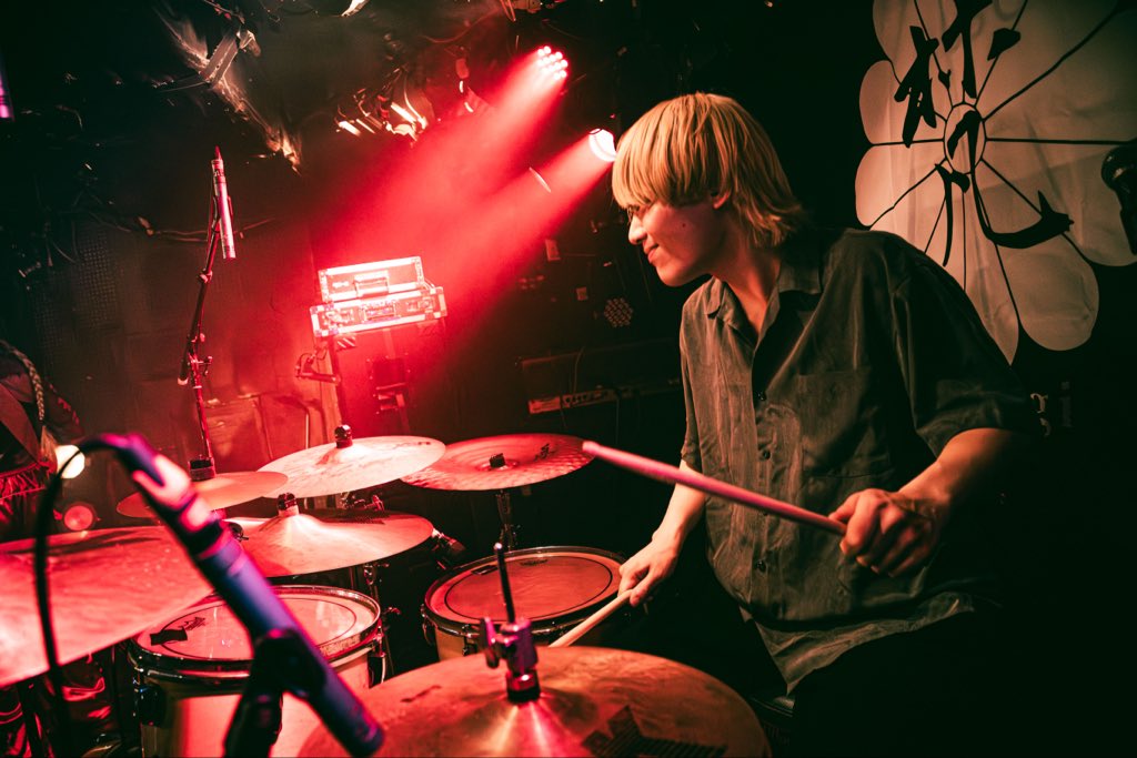 あるゆえ tweet media