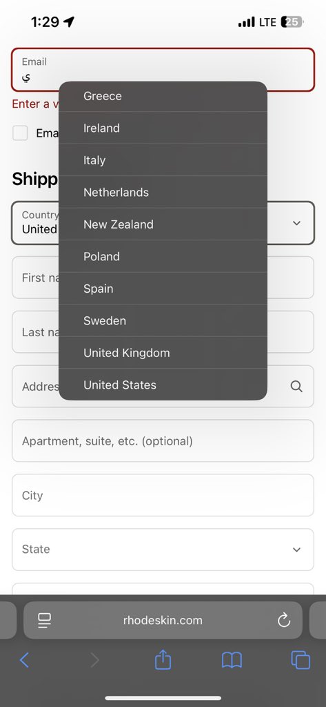 ام فهد tweet media