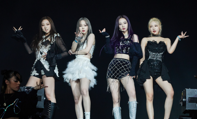 About Music tweet media