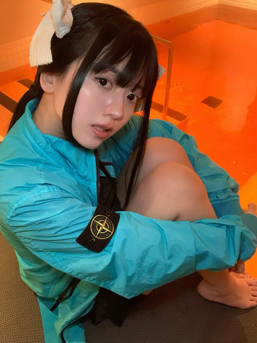 Hequankele tweet media