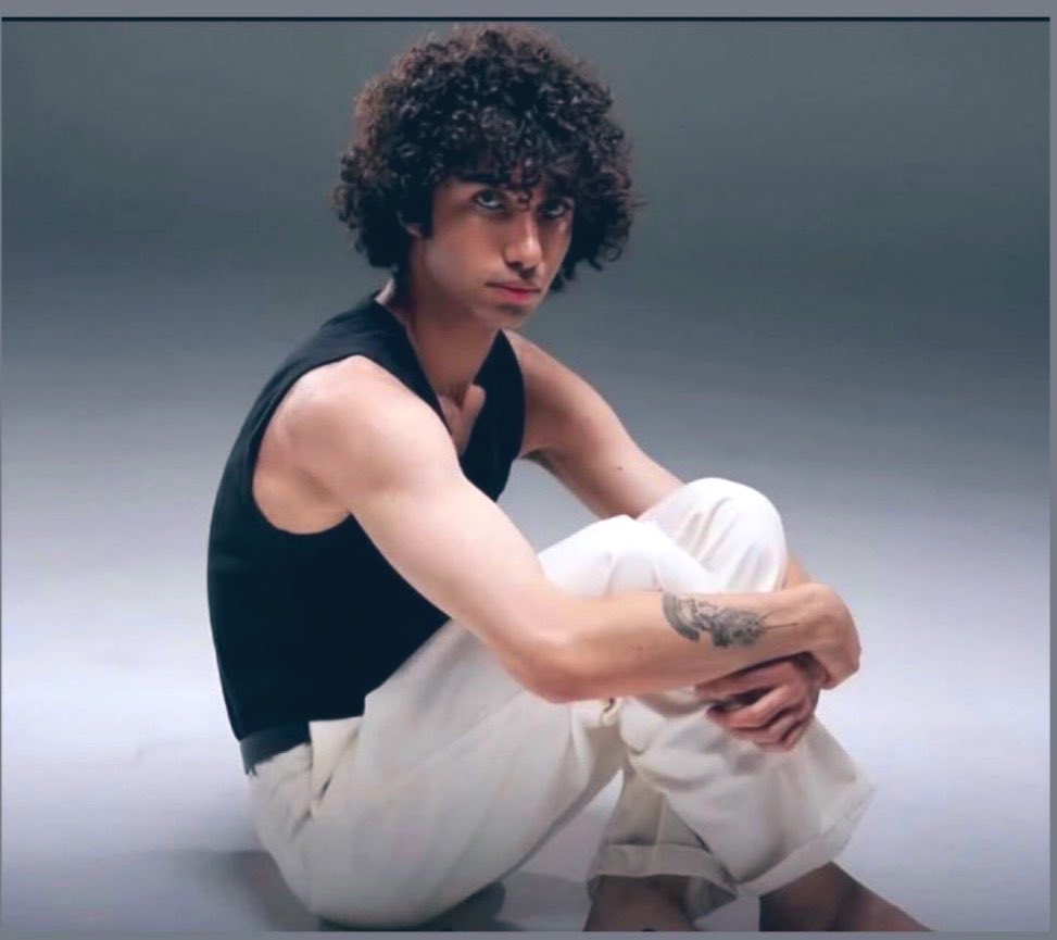 عامل ناشناس tweet media