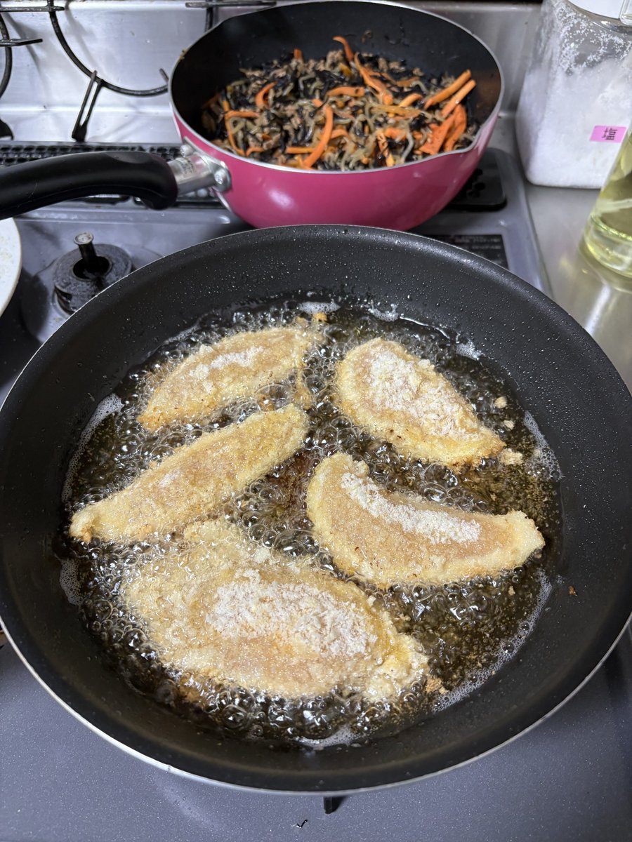 ももか tweet media