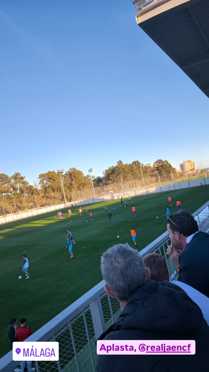 Ángel Estrella tweet media