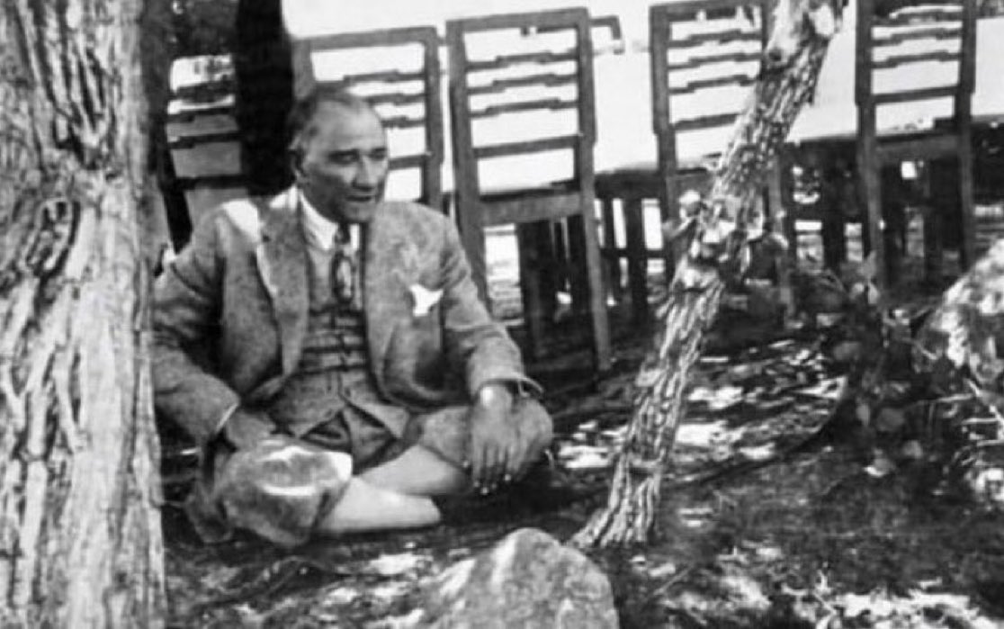 Tarihte O An tweet media