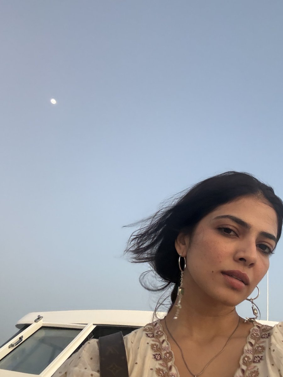 Malavika Mohanan tweet media