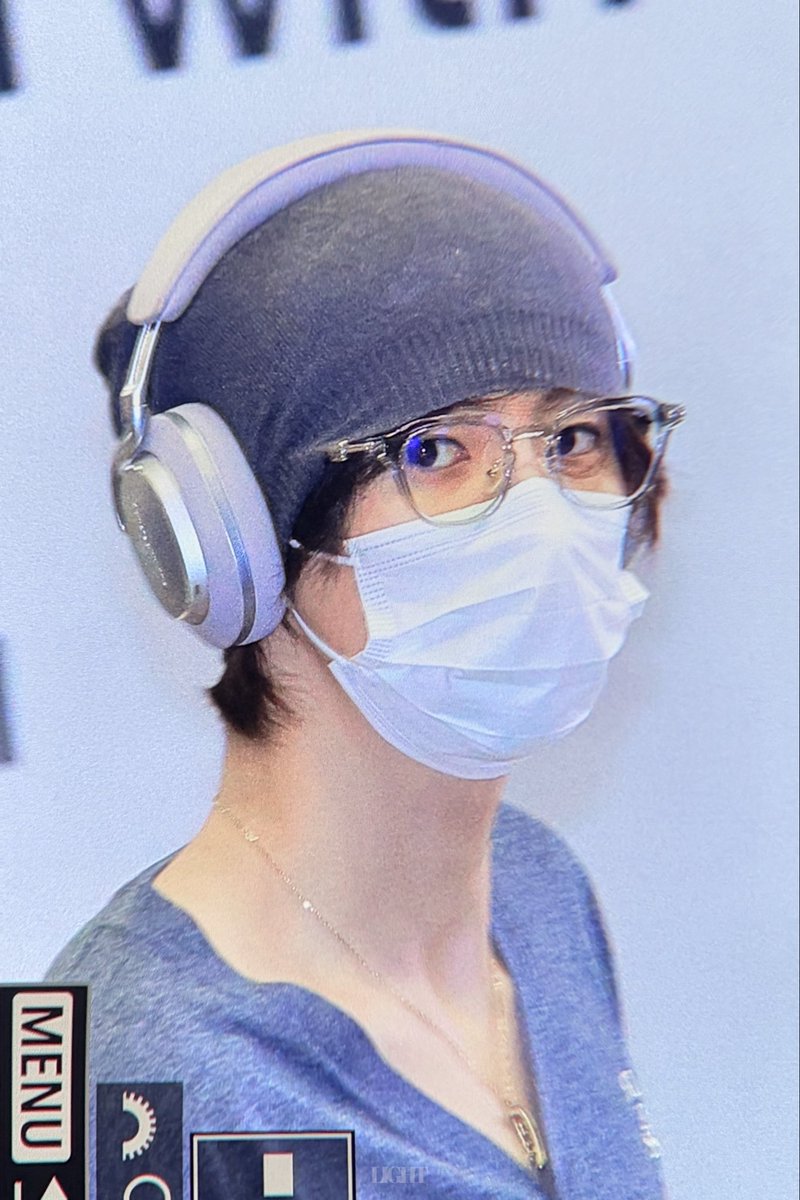 𝐋𝐈𝐆𝐇𝐓 tweet media