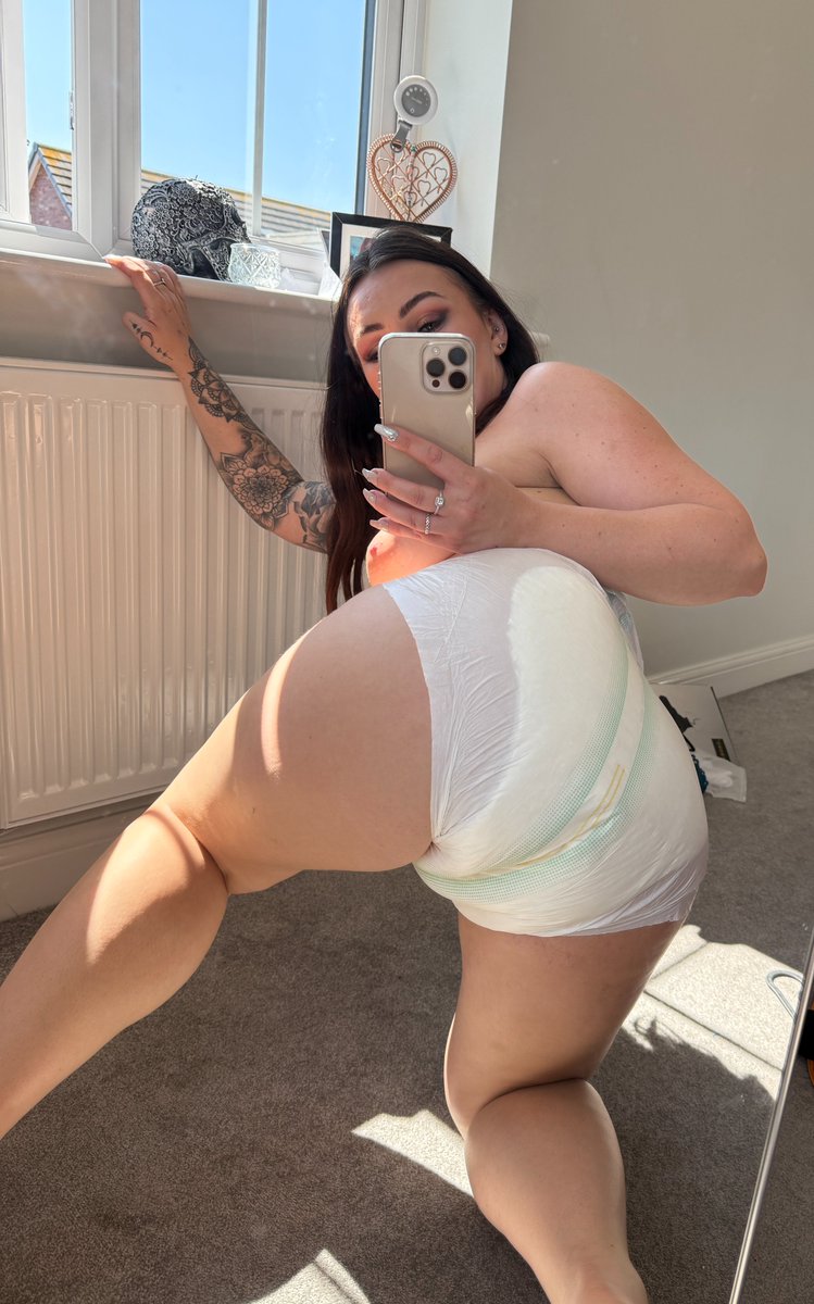 Littlekacie tweet media