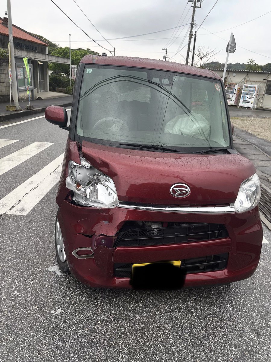 沖縄の時は、優先道路を走っている時に、一時停止無視、速度オーバーのジイさんの車が自分のレンタカーにアタック。
初めてのエアバック発動の経験でした。

そのあとさらに大事故が、、、