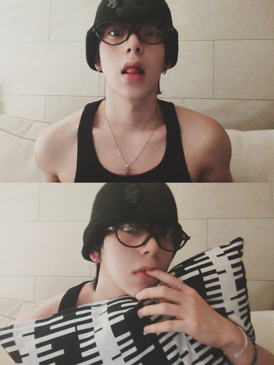 xien ౨ৎ tweet media