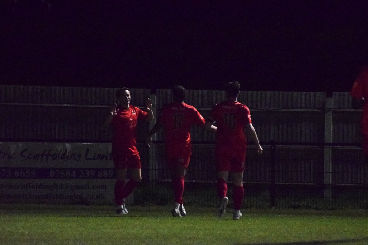 Vinnieg46's tweet photo. What a buzz! First Goal since being back from injury⚽️ Back doing what I do best and enjoy most❤️ Again very grateful to everyone that’s been apart of this journey and especially @South_ParkFC for being so supportive through it! UTS ⚡️ https://t.co/3odehnhKoZ
