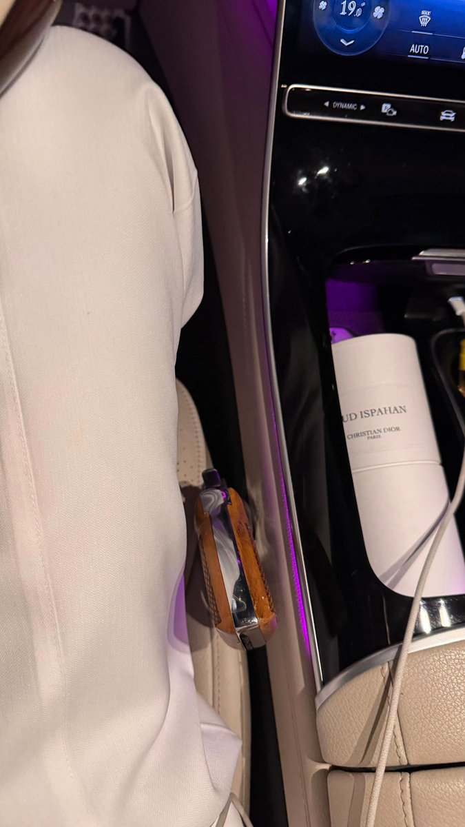 SALMAN 🤍 tweet media