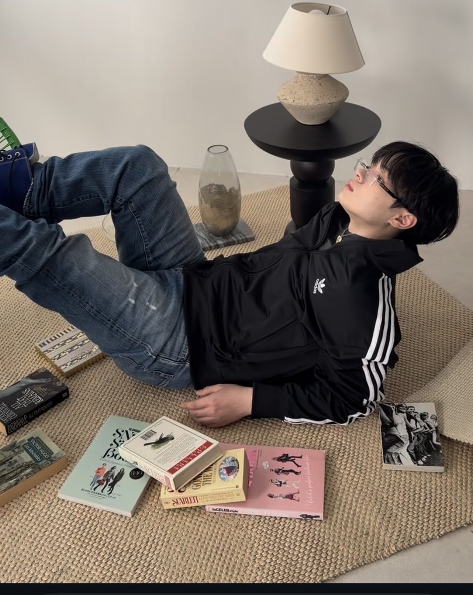 きみどり tweet media