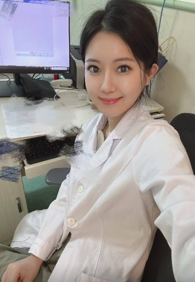 hd17554's tweet photo. 满足一次你们一直要看内搭的心愿.....马上删🥹 https://t.co/qTLOFBA55u