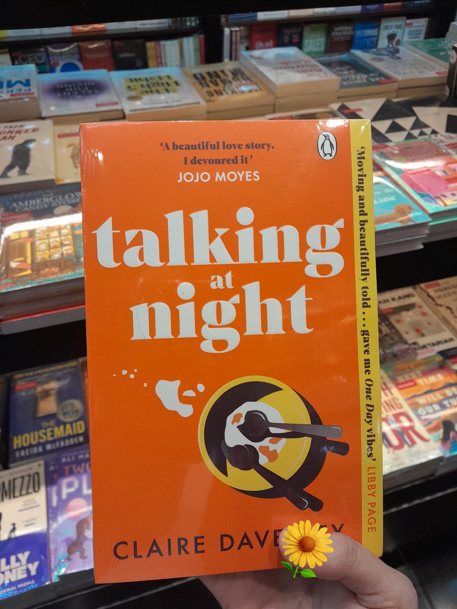 k 𓆝 𓆟 𓆞 𓆝 tweet media