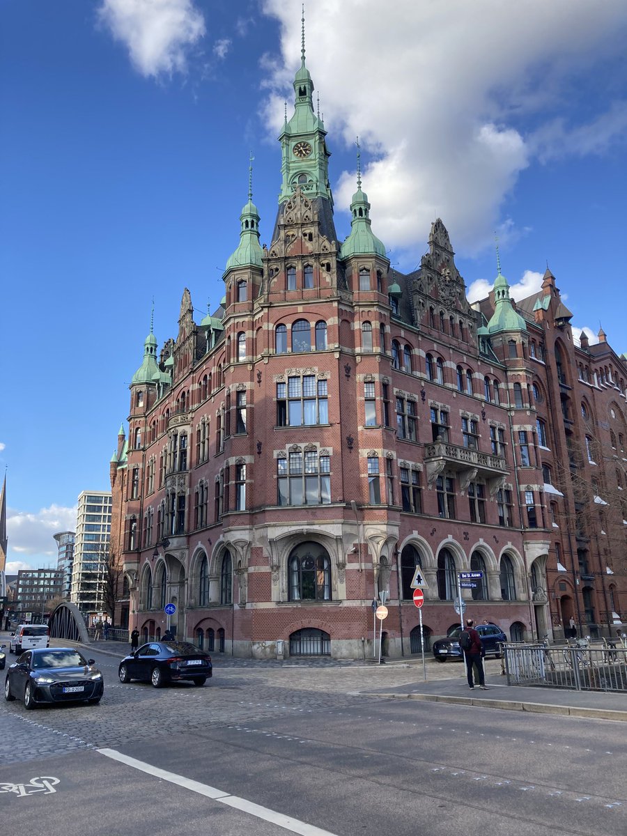 Böser alter Mann. DILLIGAF?🚦 tweet media