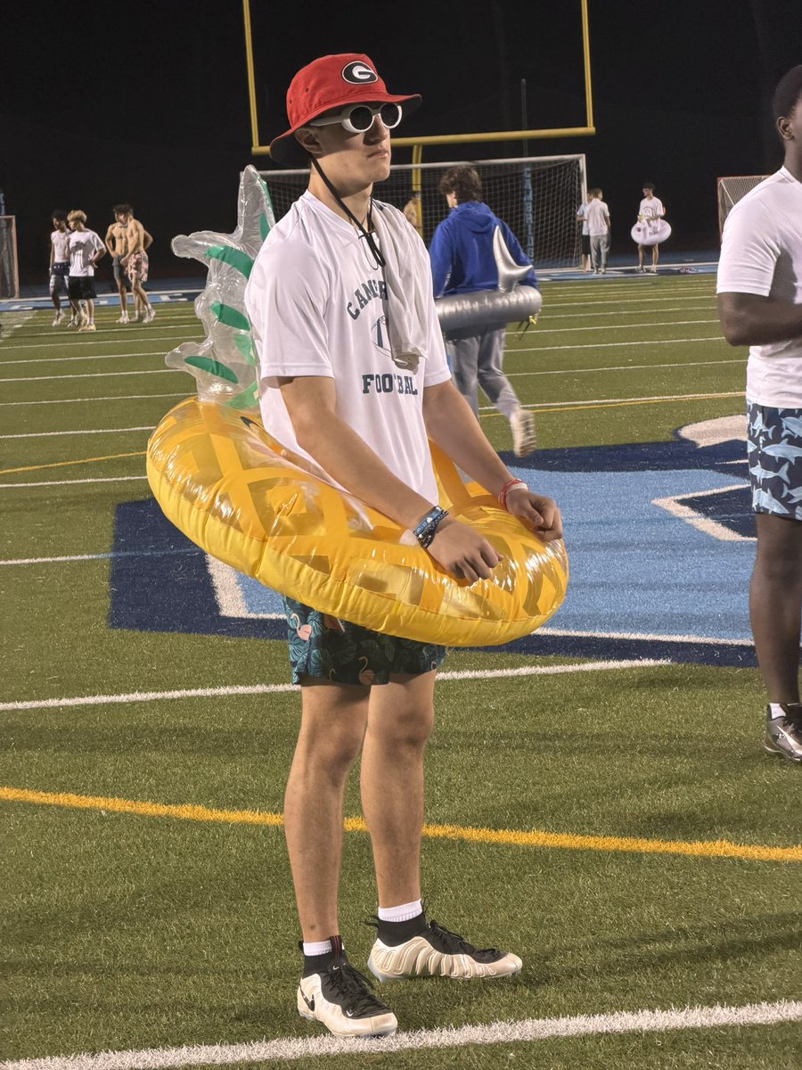 Cambridge HS Football tweet media