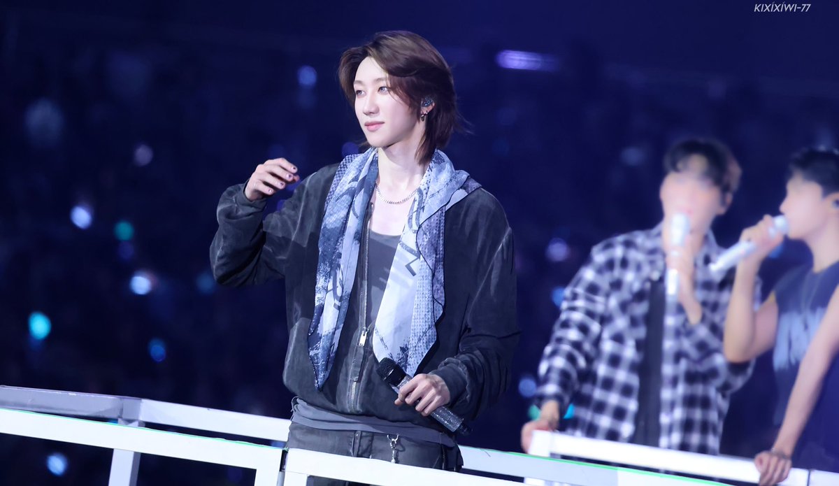 𝒔𝒉𝒊𝒏 tweet media