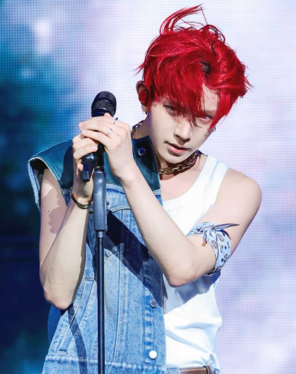 About Music tweet media