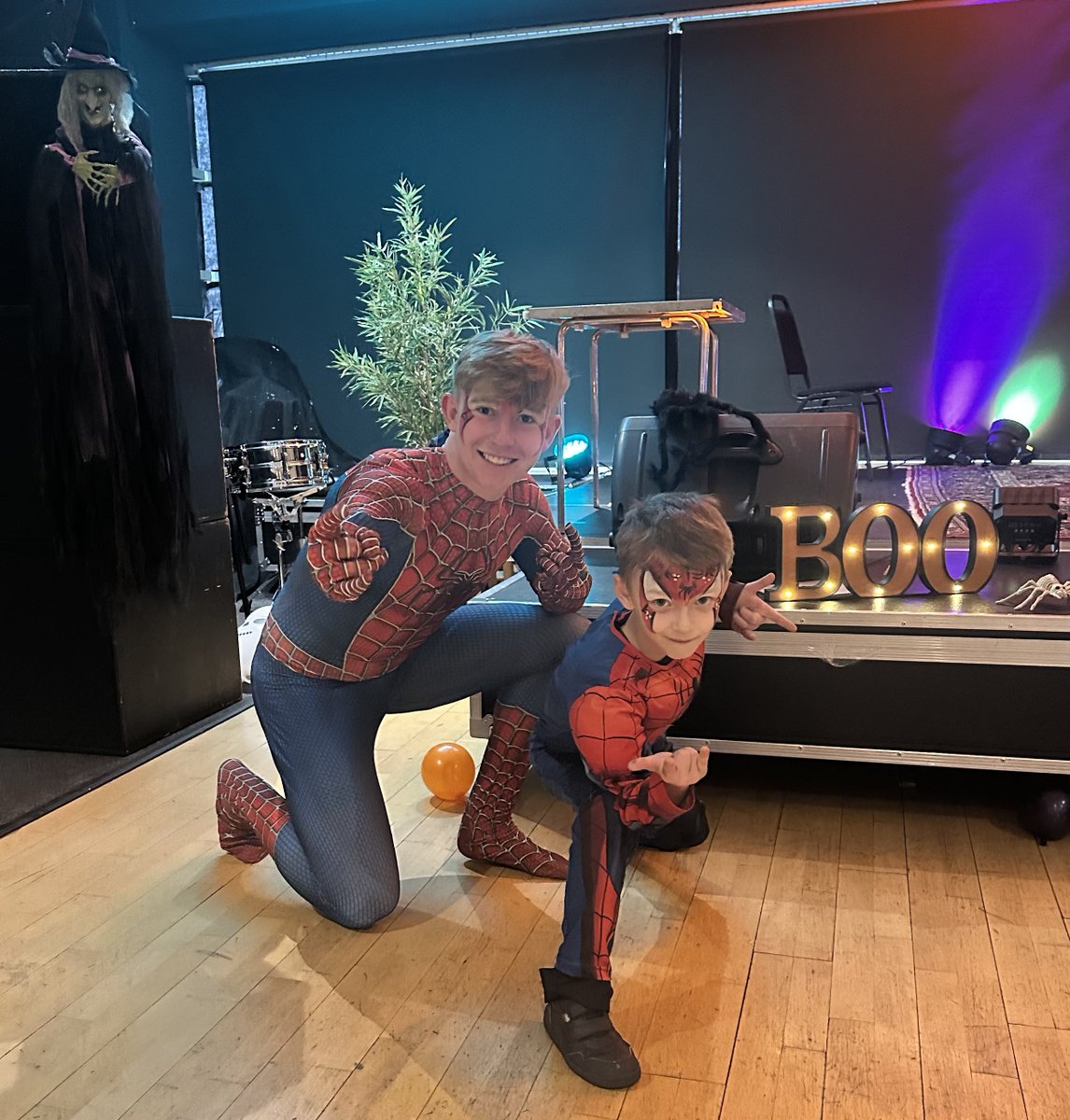 BridgewaterHA's tweet photo. We’re delighted that Sam Shiels has been shortlisted for Rising Star: Modern Apprentice of the Year! ⭐ 
Sam has not only excelled in his role but IS a brilliant ambassador for our sector, speaking at local school fairs and presenting at our Housing Careers Day. Well done, Sam! https://t.co/0KurEYlxaP