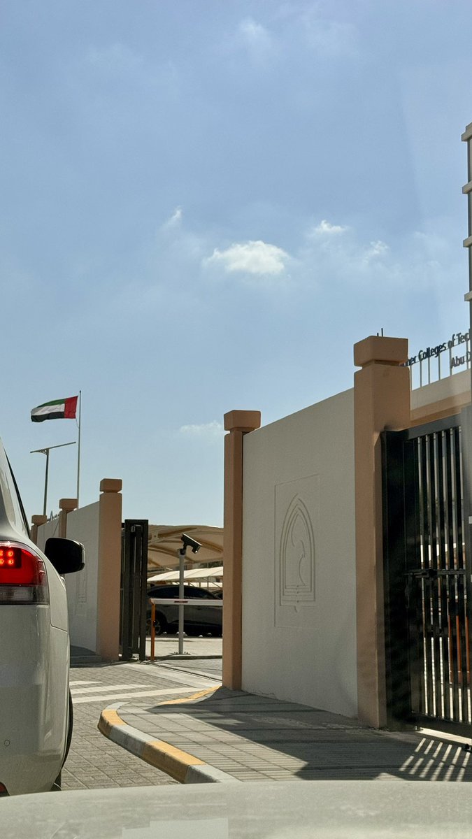 فاطمَ 🇦🇪 tweet media