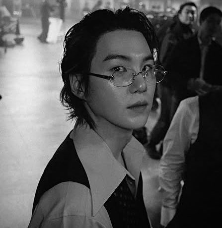 mehreen⁷ tweet media