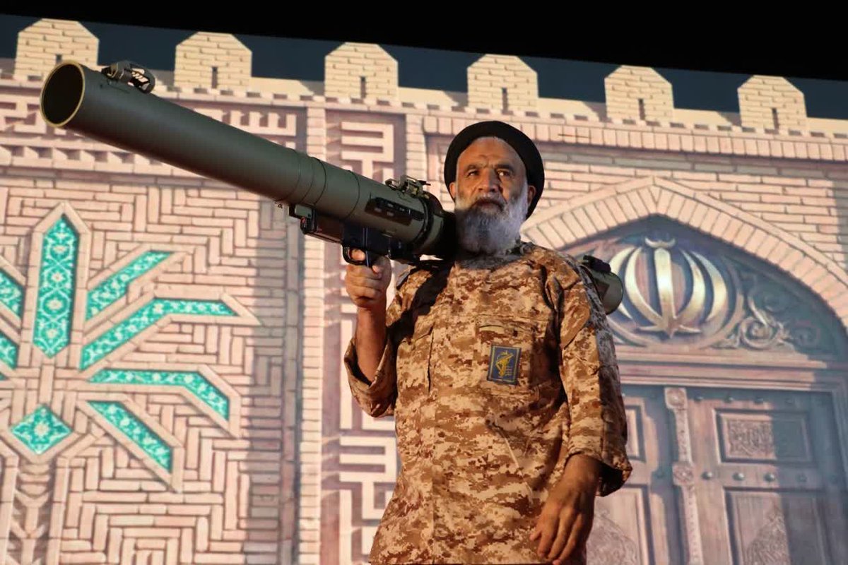 مَحُمَدِ🇮🇶 tweet media