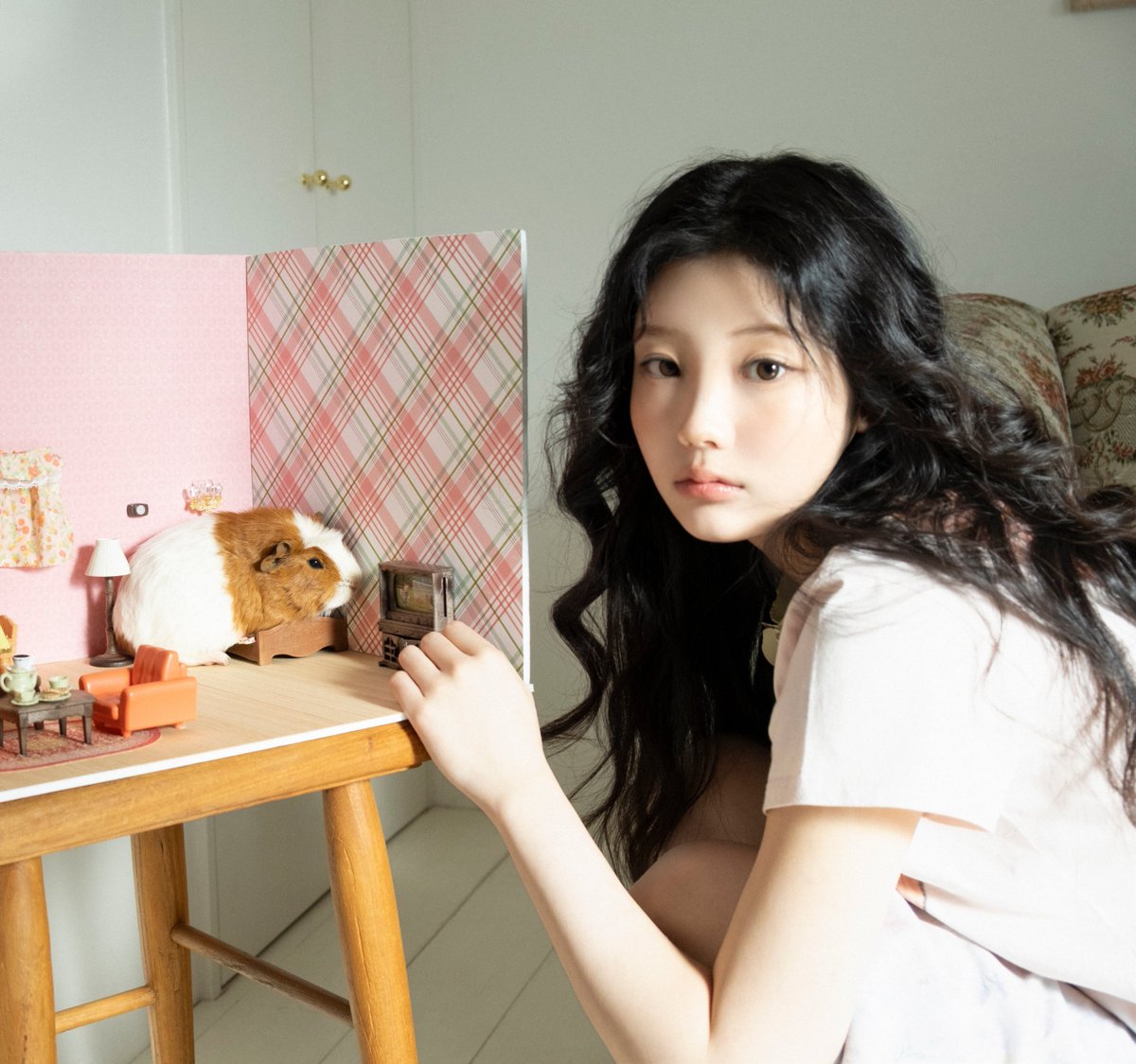 ILLIT PICS tweet media