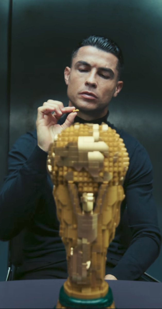 extensive tweet media