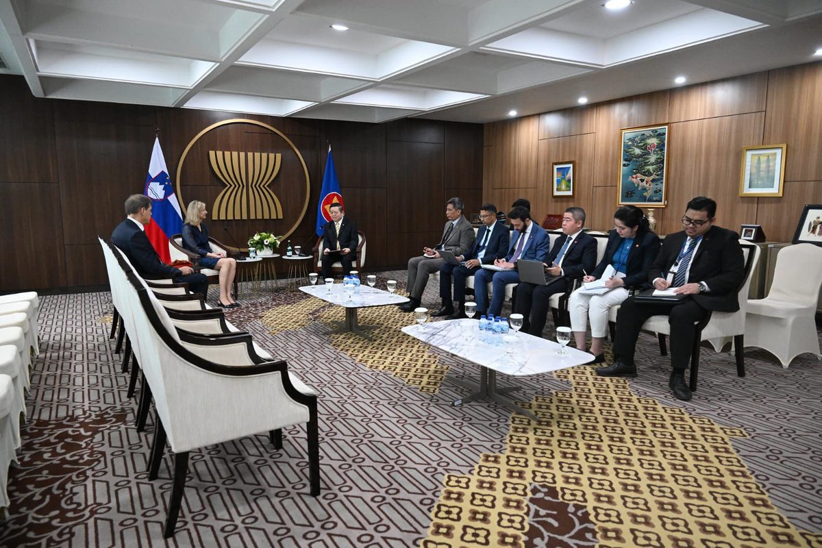Slovenia in the Philippines tweet media