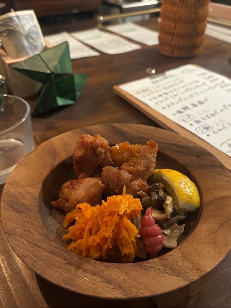 ryot_coach's tweet photo. 🍲4月のりょーやんごはん🍲
7日　  あと5名
14日　貸切
21日　余裕あり
26日　余裕あり
28日　余裕あり
29日　余裕あり
26,29はイレギュラー的に追加営業。日祝なので火曜難しい方はぜひぜひ〜🕺🏽 https://t.co/7dR5ta4sgF