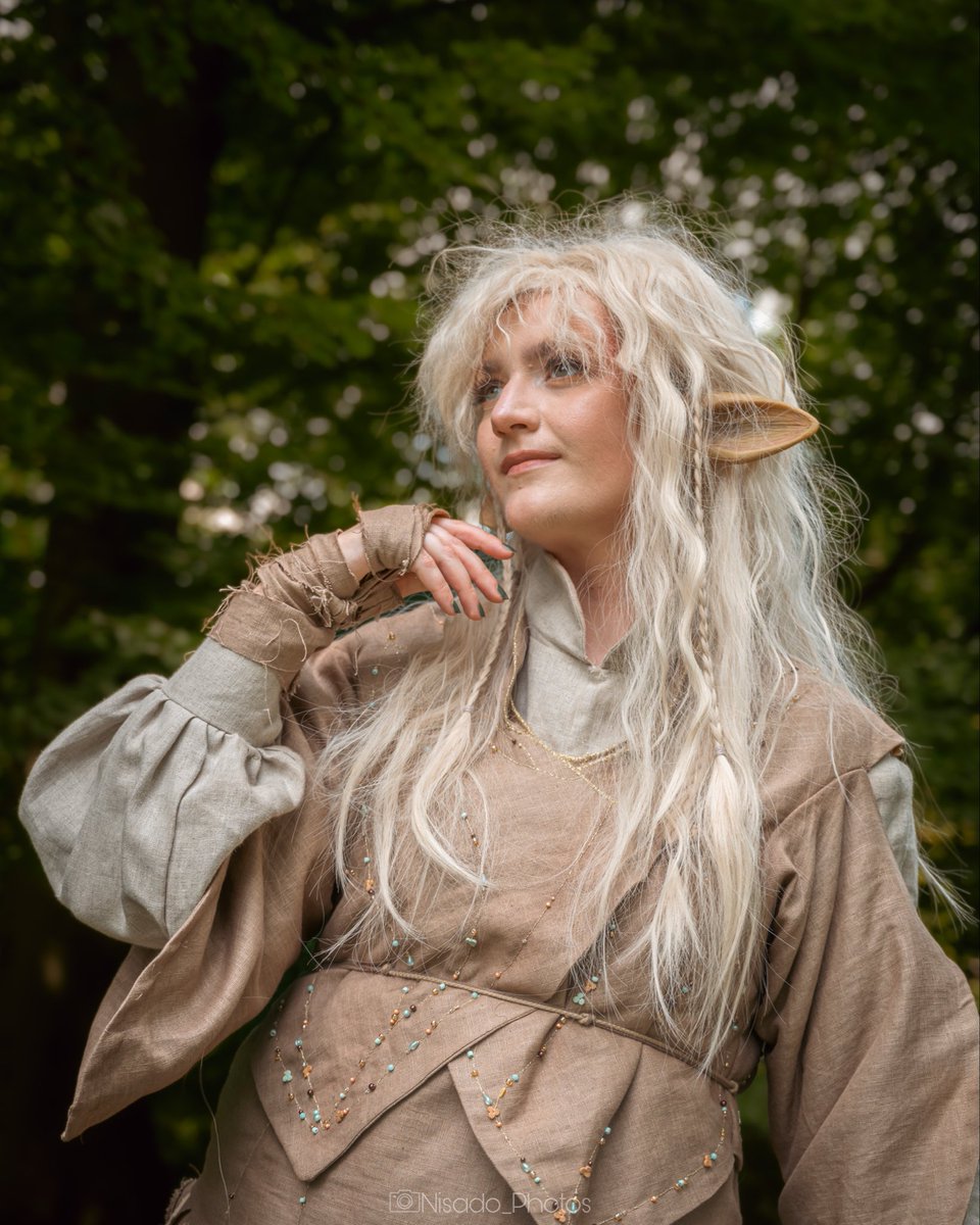 plushmaker's tweet photo. since the last two cosplay I made were kcd cosplays: i promise i’ve made stuff from other franchises as well!

Here’s a variety of characters I did:
Dr. Darling (Control), Deet (The Dark Crystal) 📸 @NienoTheater 

Harry DuBois (Disco Elysium), Rolan (BG3) 📸 luca_productions https://t.co/SvW3a97VE6