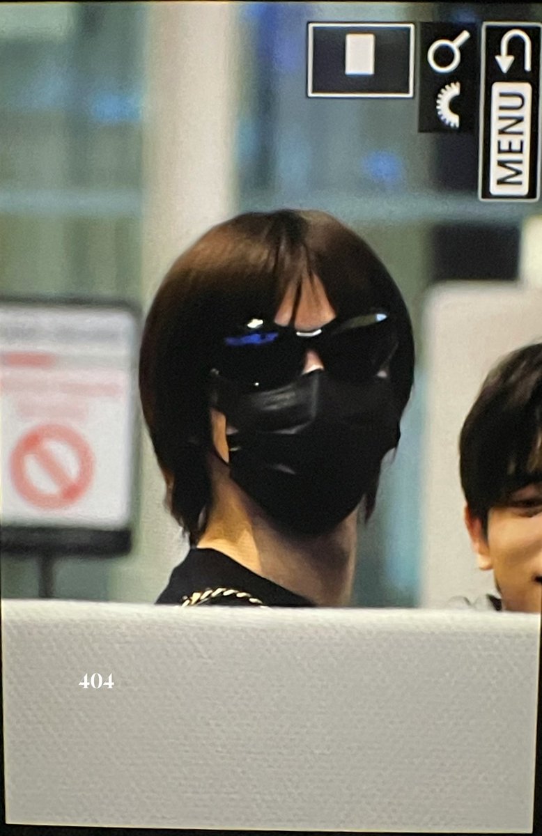 𝟰𝟬𝟰 tweet media