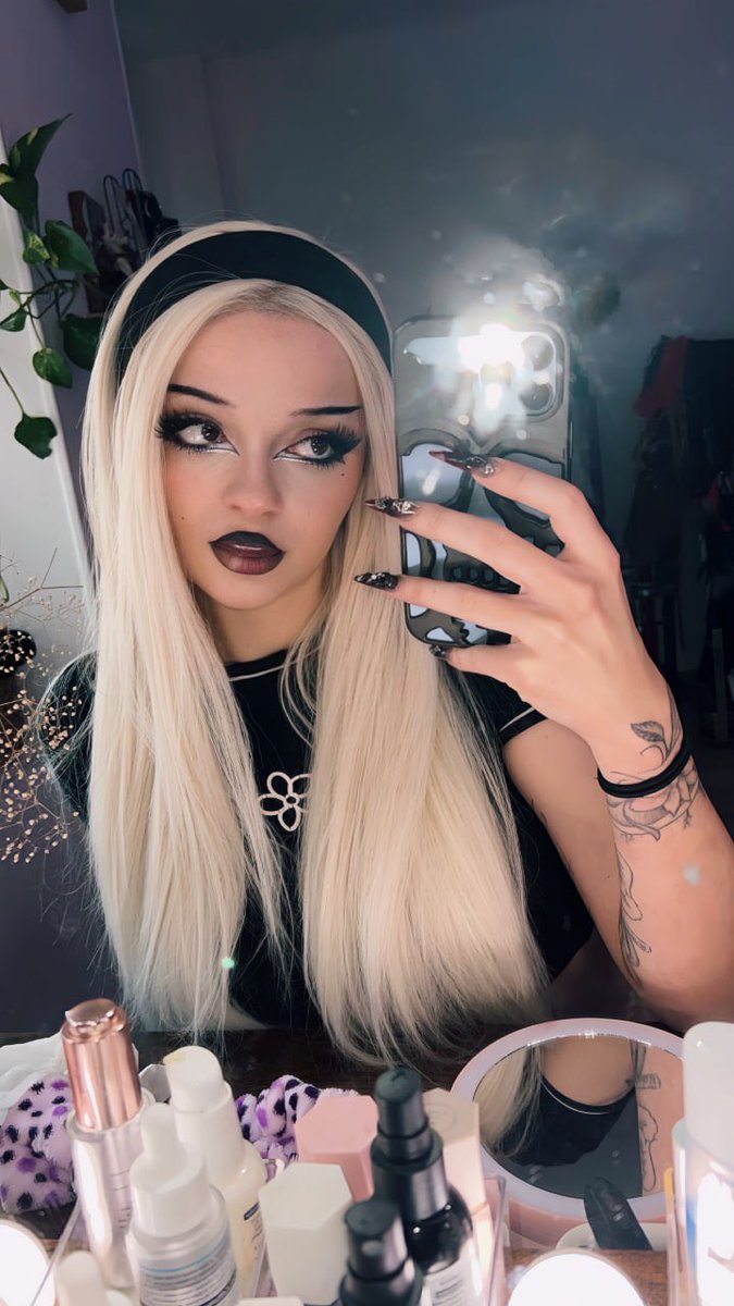 Akuma 🫦 tweet media