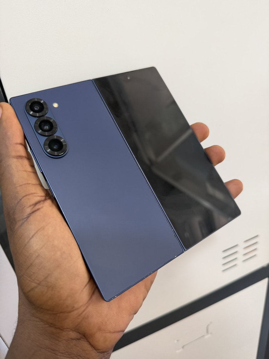 Down Ball! 

Galaxy Fold 6 256Gb Pre Owned Available 

Price : 8,499Ghc 

Call or WhatsApp : 0269743547