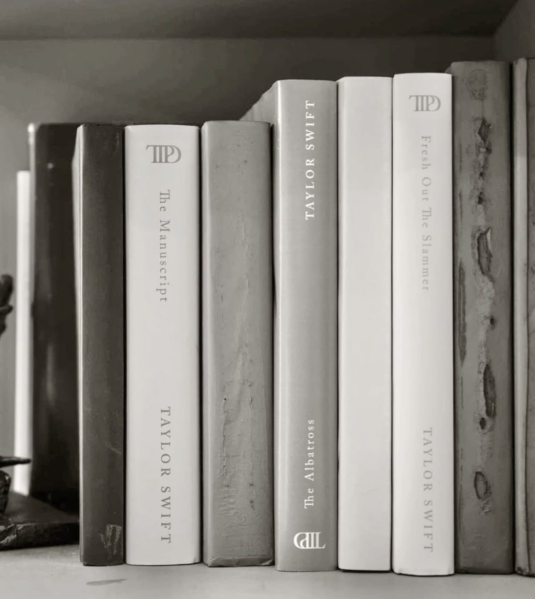 anna is seeing ariana🫧 tweet media