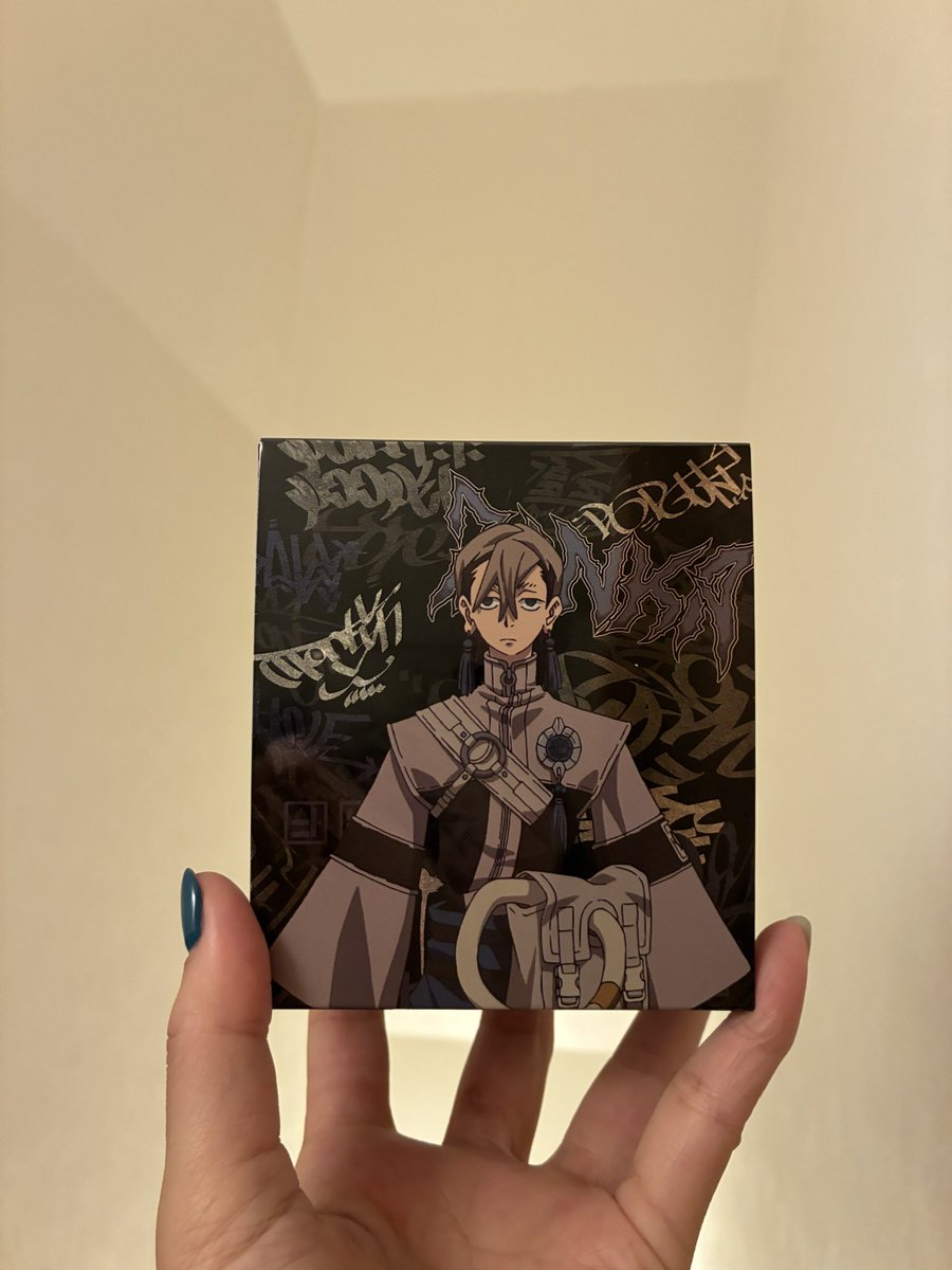 推し香水って自分の体温と体臭が混ざって最終的に私だけの香りになるのエロくって最高過ぎるよね？誰だよ考えたの、拝ませてよ、ほんと！一生ついて行くよ！ガチで！